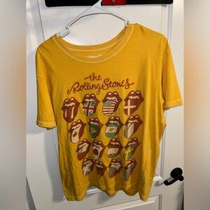 Yellow Rolling Stones graphic tee size M